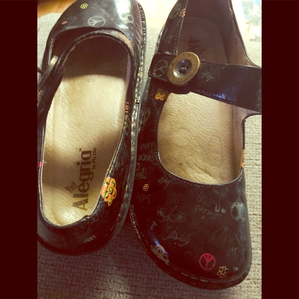 Allegria Mary Jane Style clogs